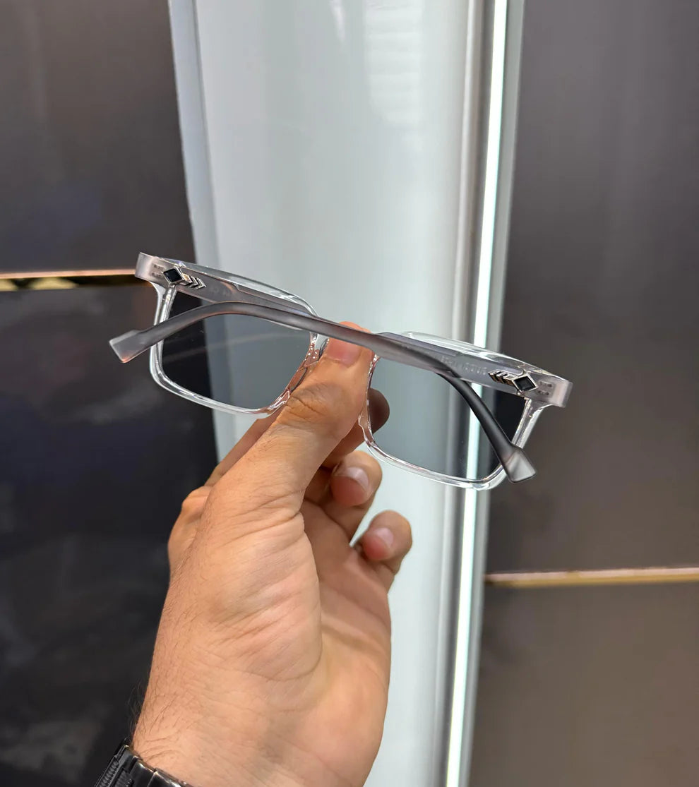 SUNGLASSES TRANSPARENT FINISH WITH OG BOX