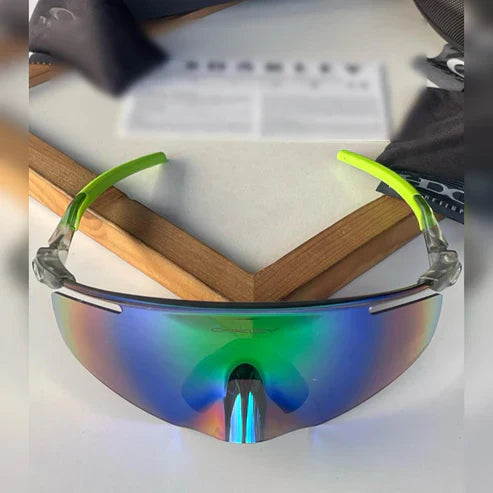 Poly Carbonate Sporty Sunglasses