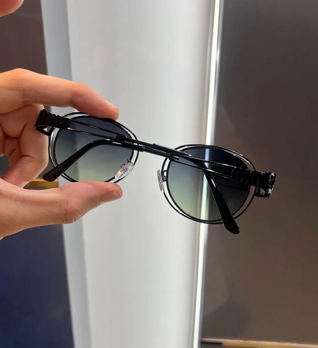 Green Round Unique Luxury Glasses