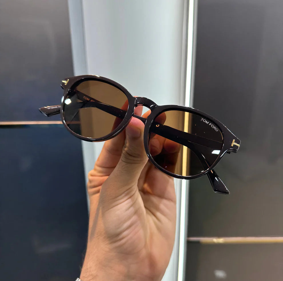 SUNGLASSES LIMITED EDITION BROWN BLACK WITH OG KIT
