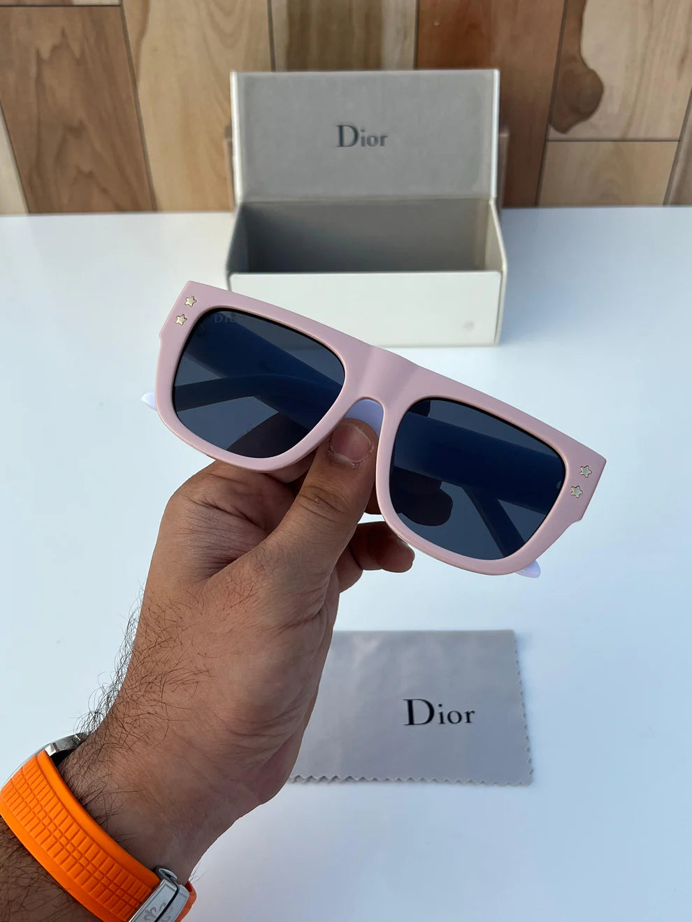 PREMIUM SUNGLASS PINK COLOUR WITH OG KIT
