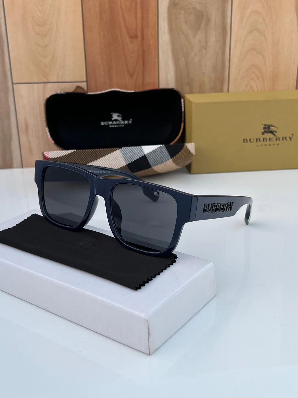 SUNGLASS WAYFERO BLUE BLACK WITH OG KIT