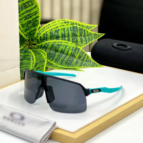 Green Black Sporty Sunglasses